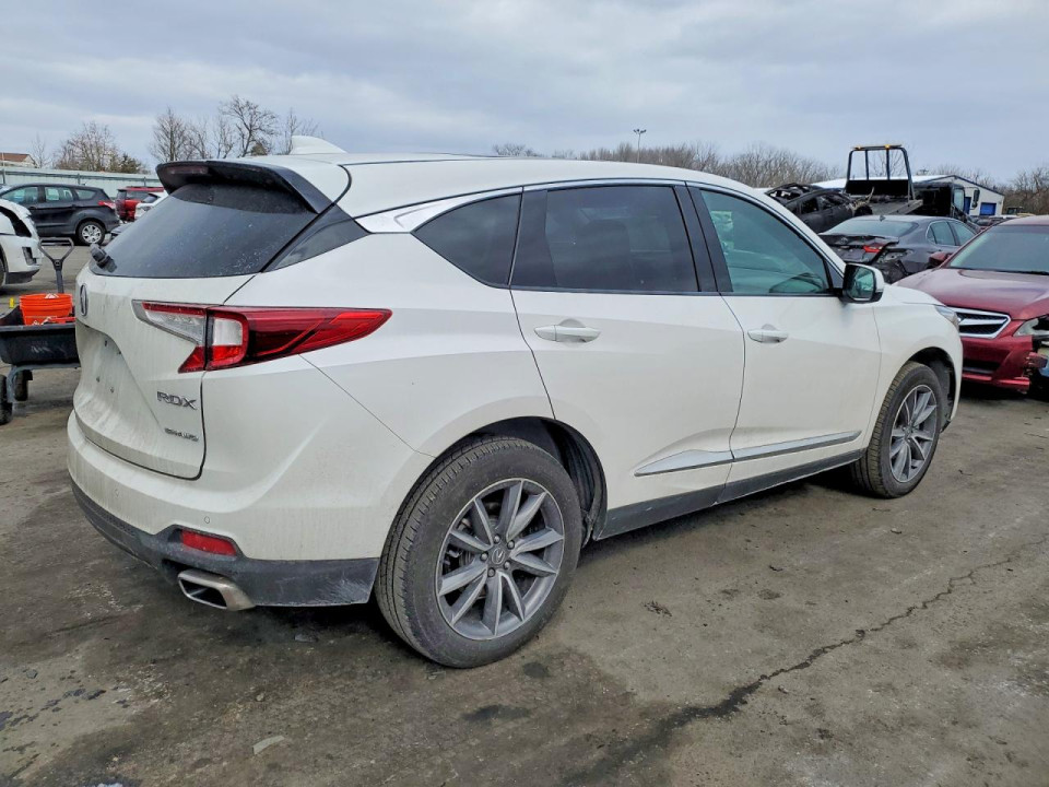 Acura RDX 2024 з аукціону Copart