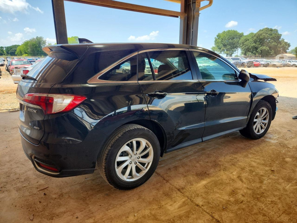 Acura RDX 2018 з аукціону Copart