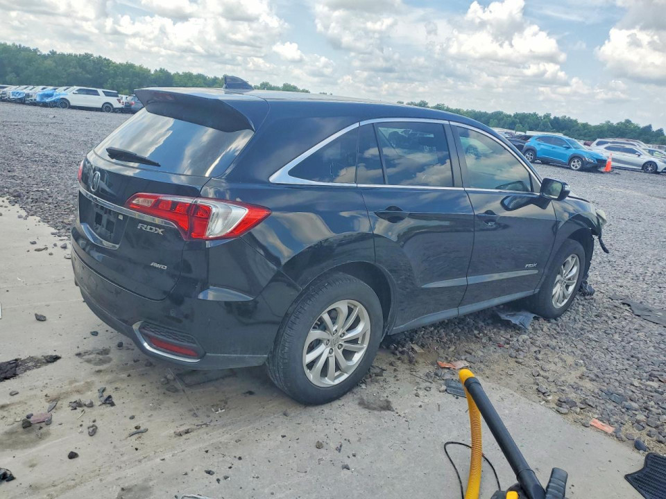 Acura RDX 2017 з аукціону Copart