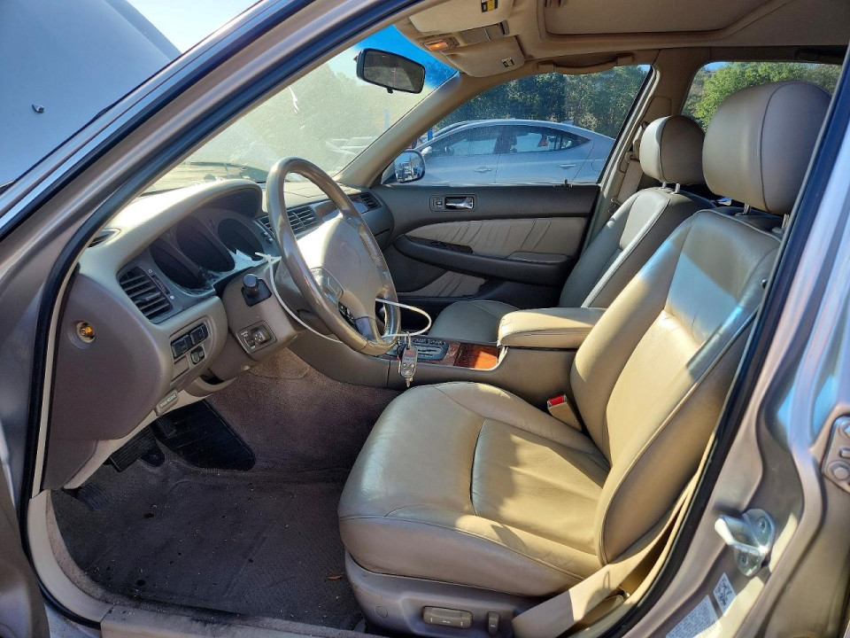 Acura RL 1998 з аукціону Copart