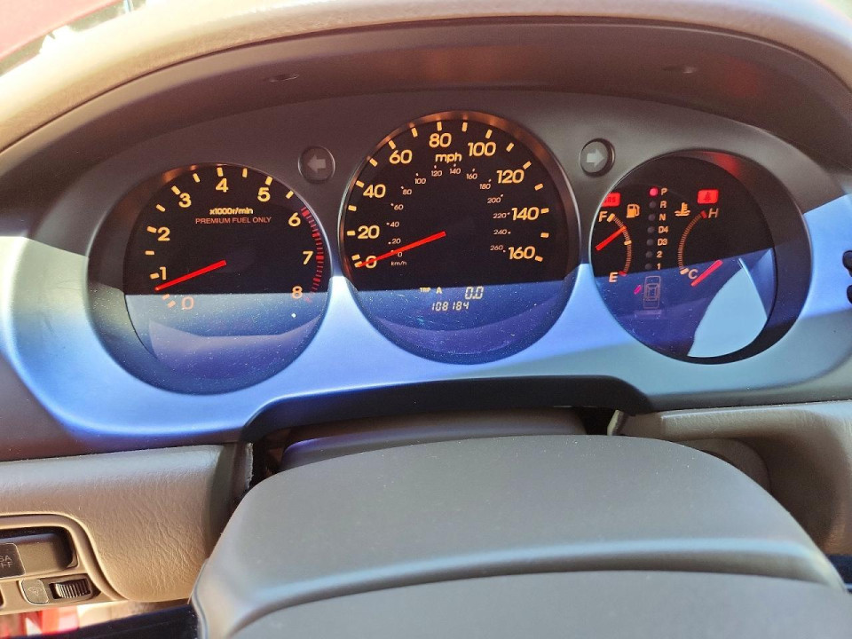 Acura RL 2000 з аукціону Copart