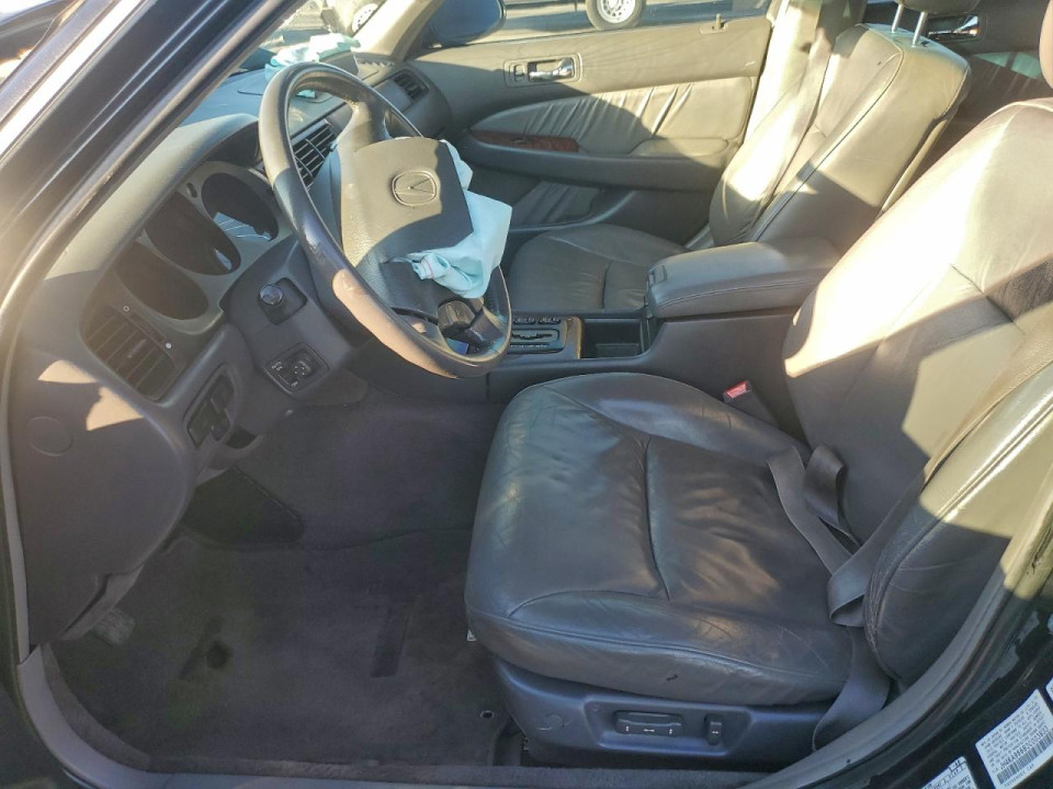 Acura RL 2002 з аукціону Copart