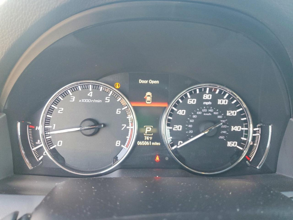 Acura RLX 2015 з аукціону Copart