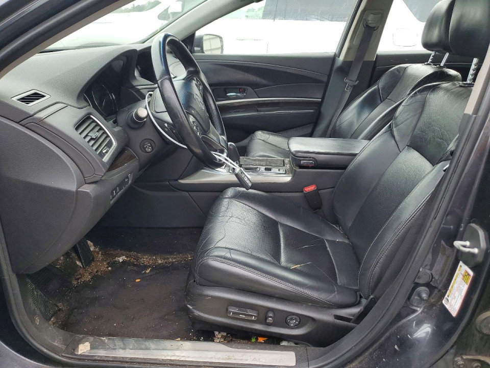 Acura RLX 2016 з аукціону Copart