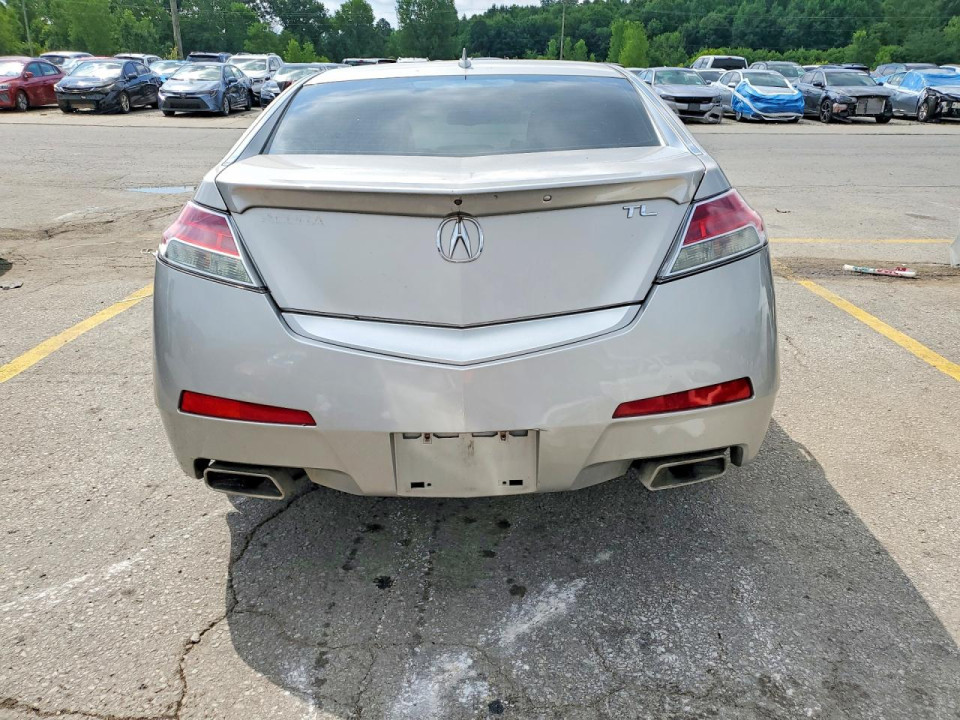 Acura TL 2010 з аукціону Copart