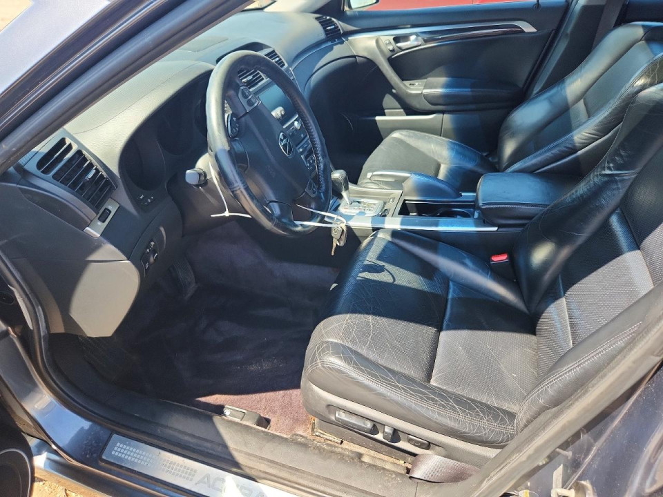 Acura TL 2004 з аукціону Copart