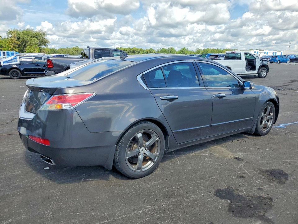 Acura TL 2010 з аукціону Copart