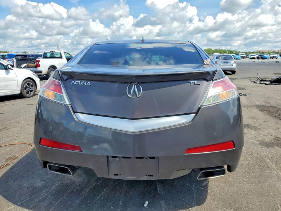 Acura TL 2010 з аукціону Copart