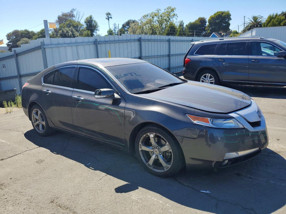 Acura TL 2010 з аукціону Copart