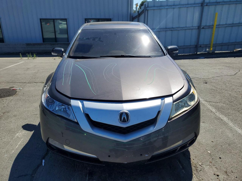 Acura TL 2010 з аукціону Copart