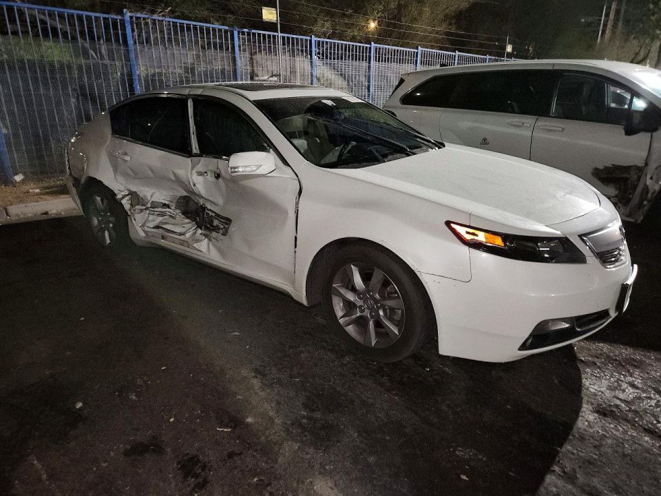 Acura TL 2013 з аукціону Copart