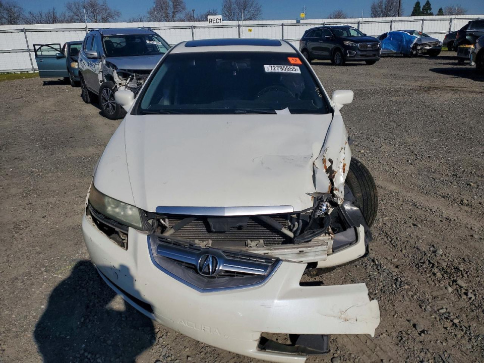 Acura TL 2005 з аукціону Copart