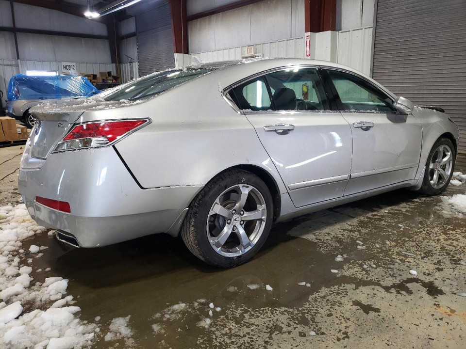 Acura TL 2010 з аукціону Copart