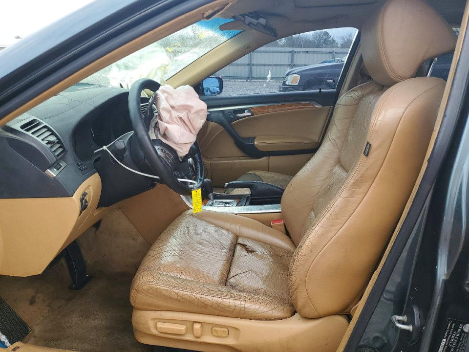 Acura TL 2004 з аукціону Copart