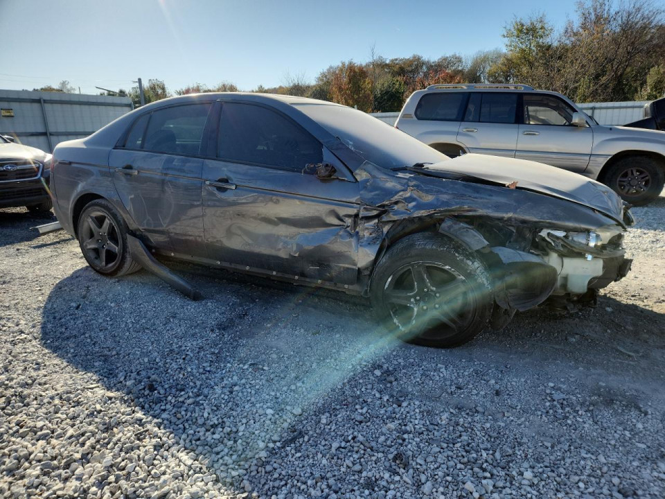 Acura TL 2004 з аукціону Copart