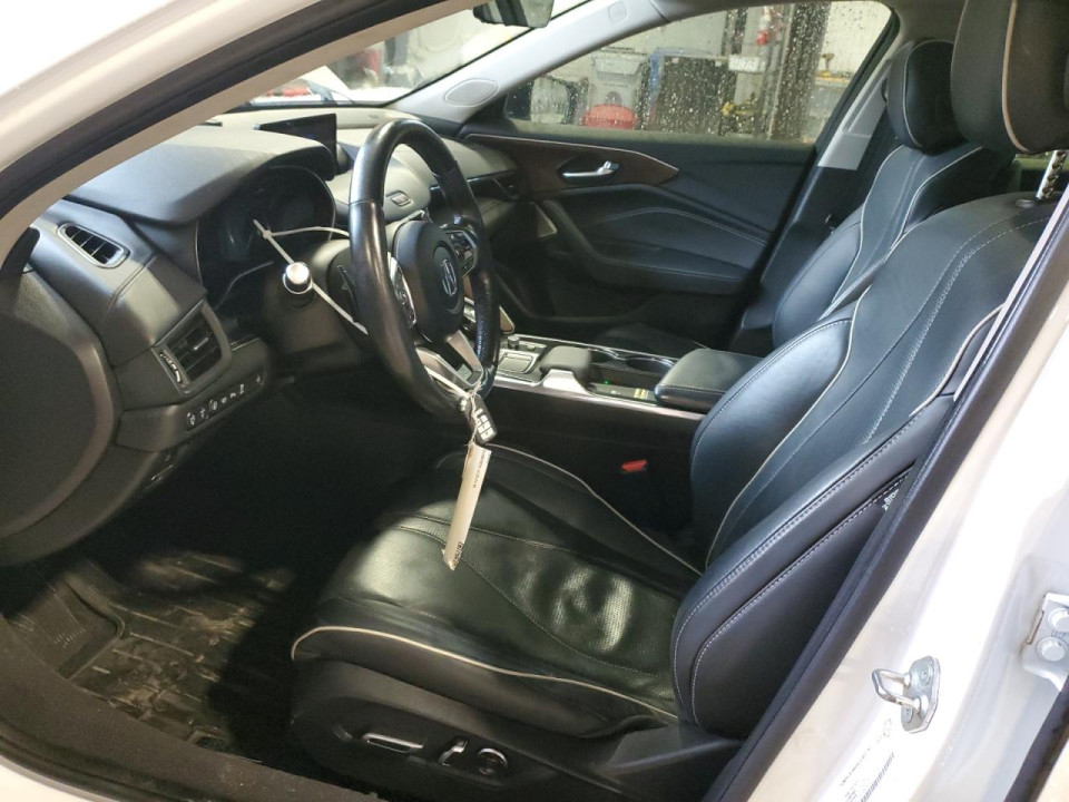 Acura TLX 2021 з аукціону Copart