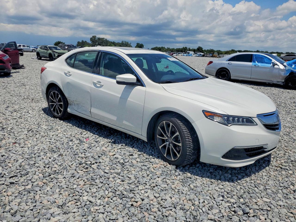 Acura TLX 2015 з аукціону Copart