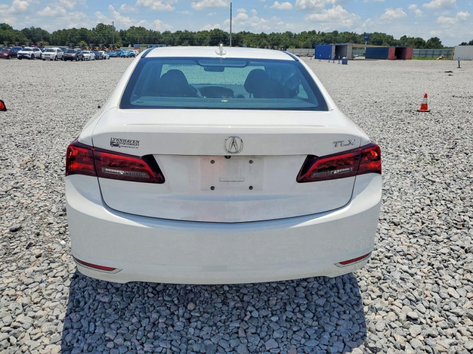 Acura TLX 2015 з аукціону Copart