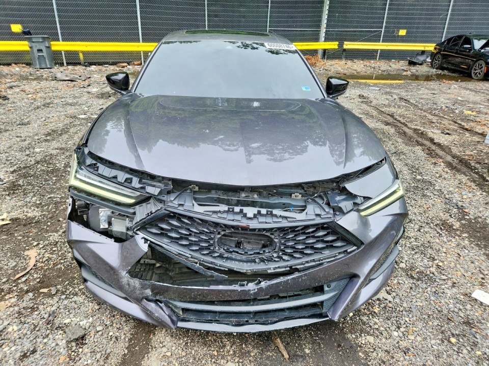 Acura TLX 2021 з аукціону Copart