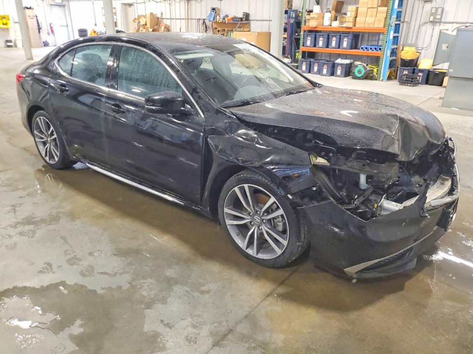 Acura TLX 2019 з аукціону Copart