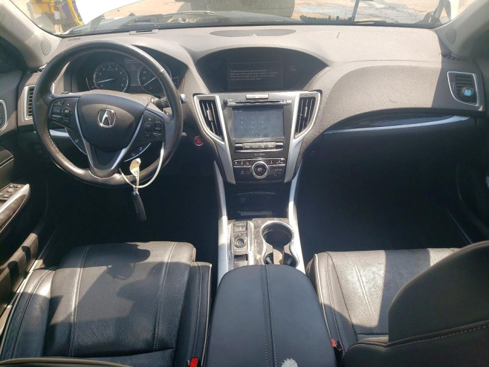 Acura TLX 2018 з аукціону Copart