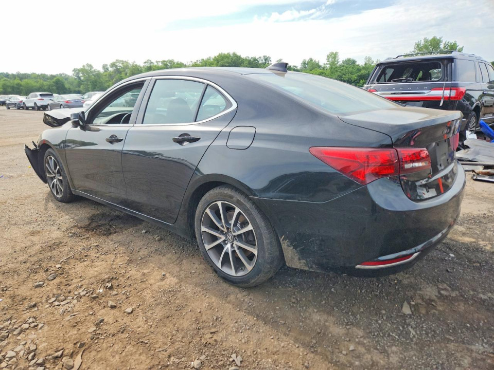 Acura TLX 2015 з аукціону Copart