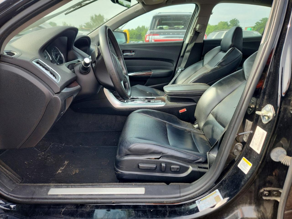 Acura TLX 2015 з аукціону Copart