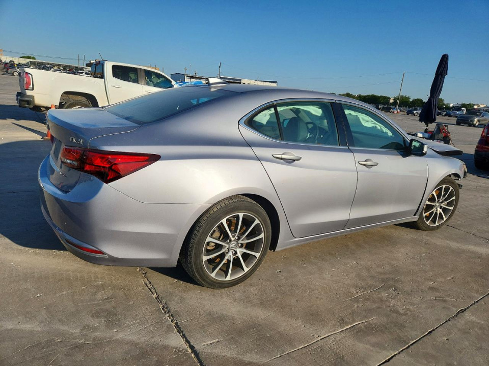 Acura TLX 2015 з аукціону Copart