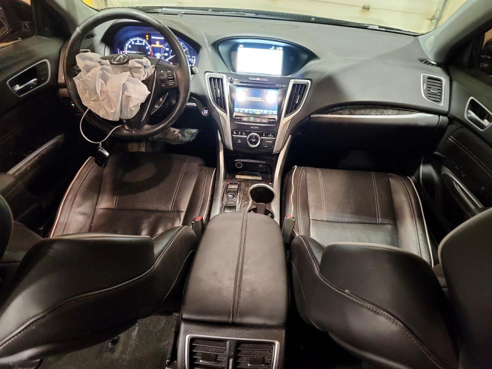 Acura TLX 2018 з аукціону Copart
