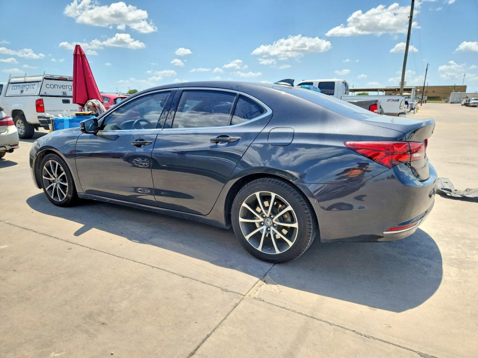 Acura TLX 2015 з аукціону Copart