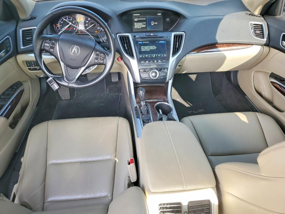 Acura TLX 2018 з аукціону Copart
