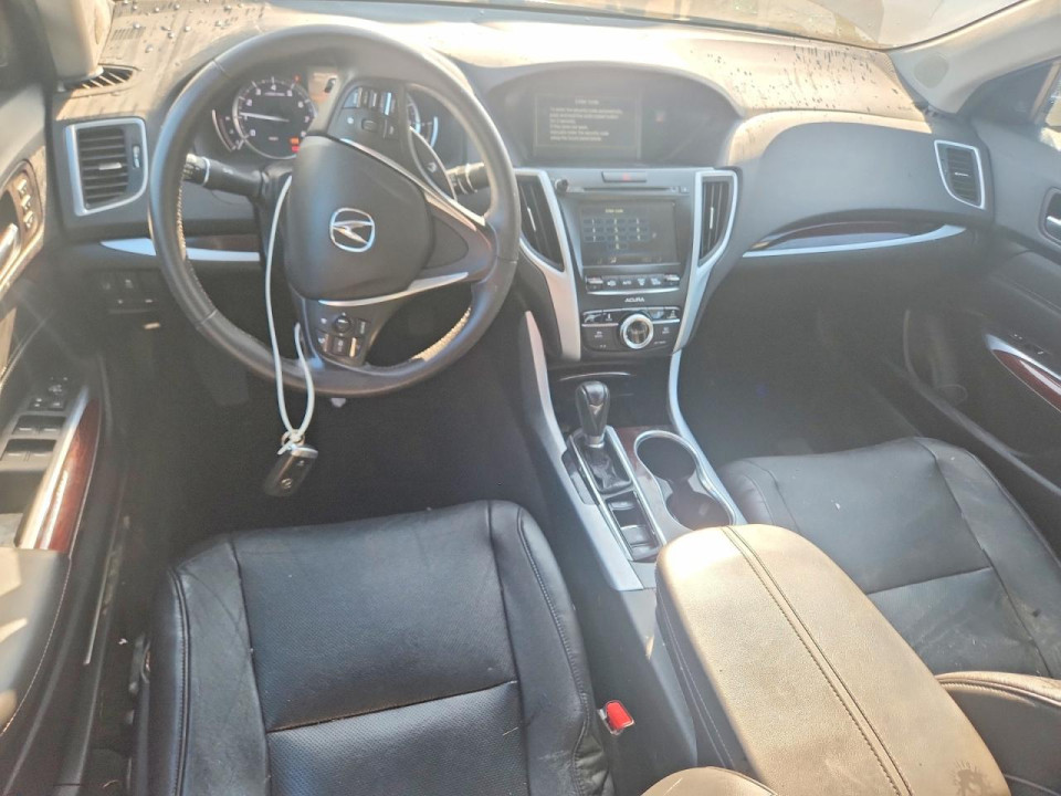 Acura TLX 2017 з аукціону Copart
