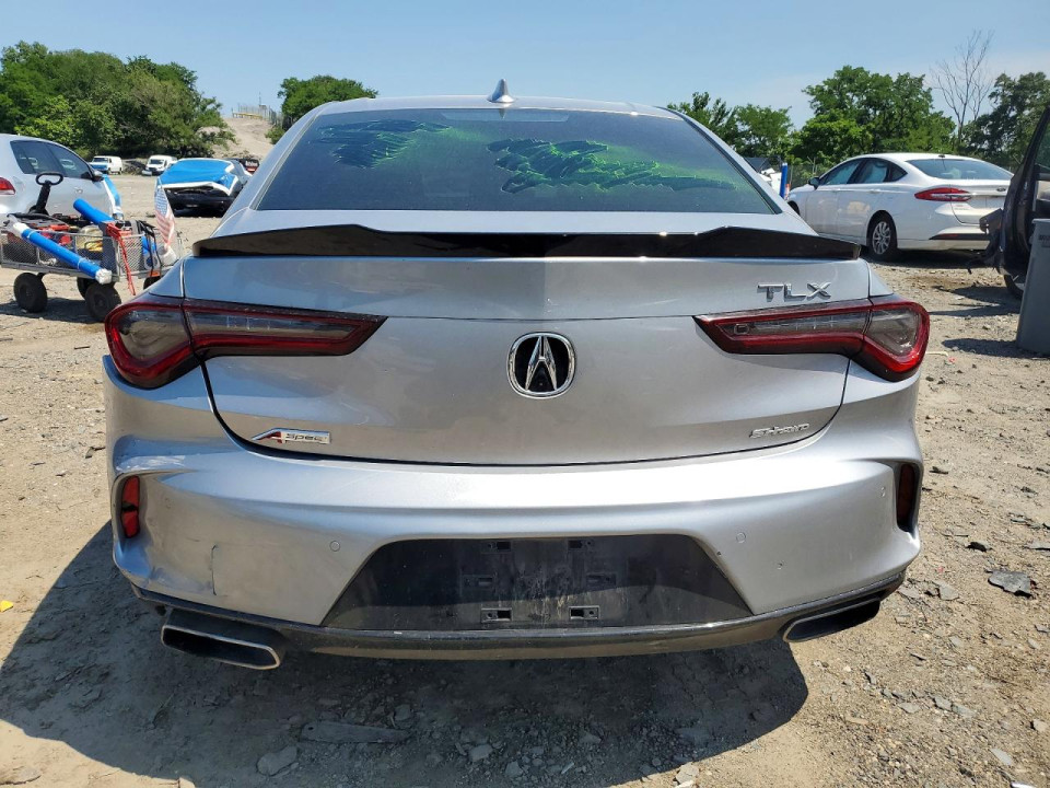 Acura TLX 2023 з аукціону Copart