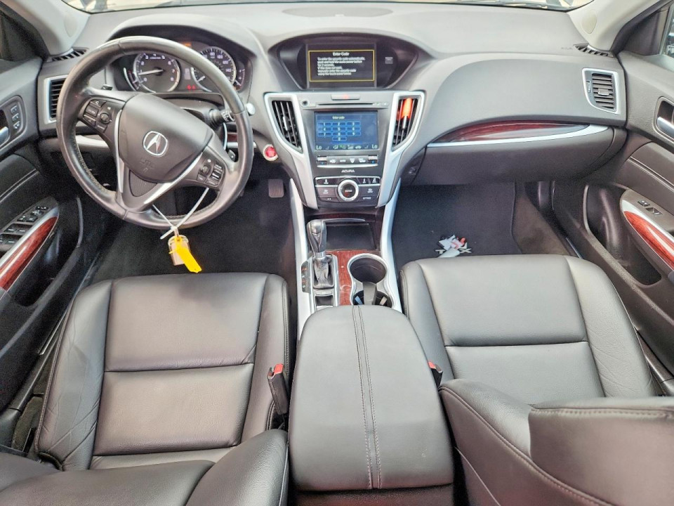 Acura TLX 2017 з аукціону Copart