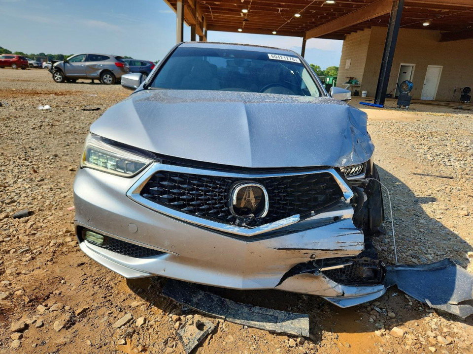 Acura TLX 2019 з аукціону Copart