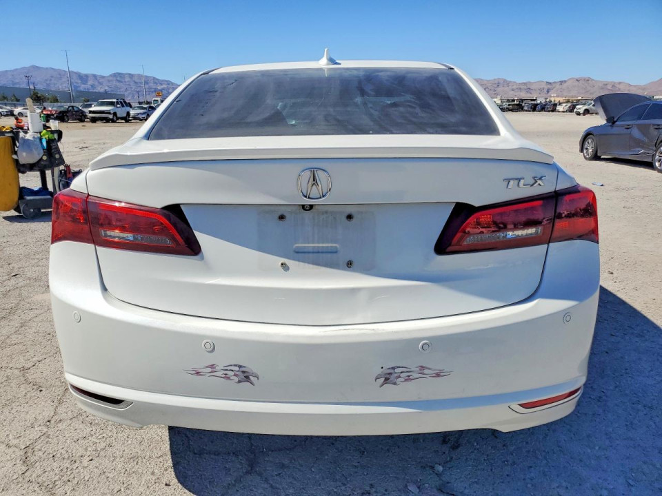Acura TLX 2015 з аукціону Copart