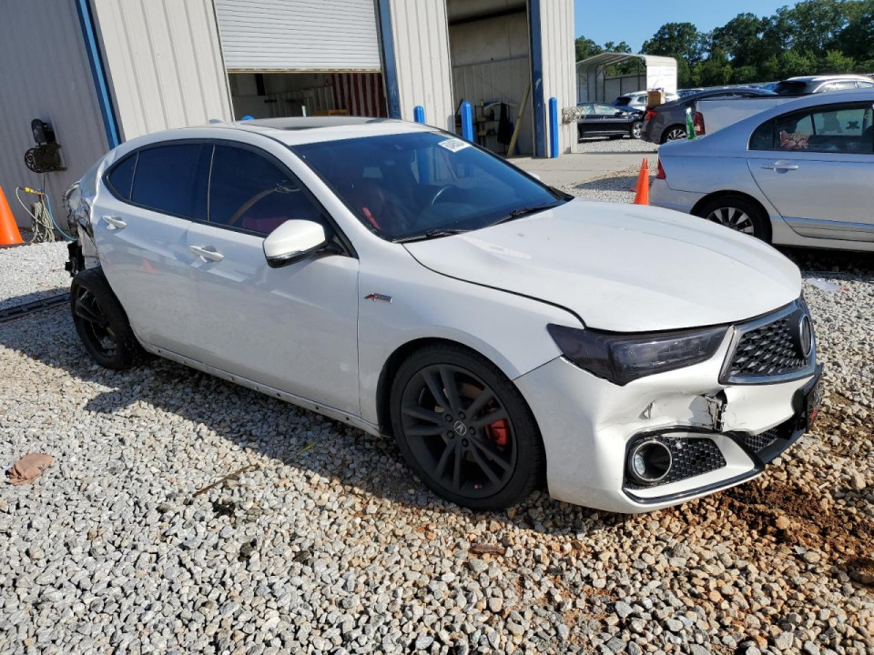 Acura TLX 2019 з аукціону Copart