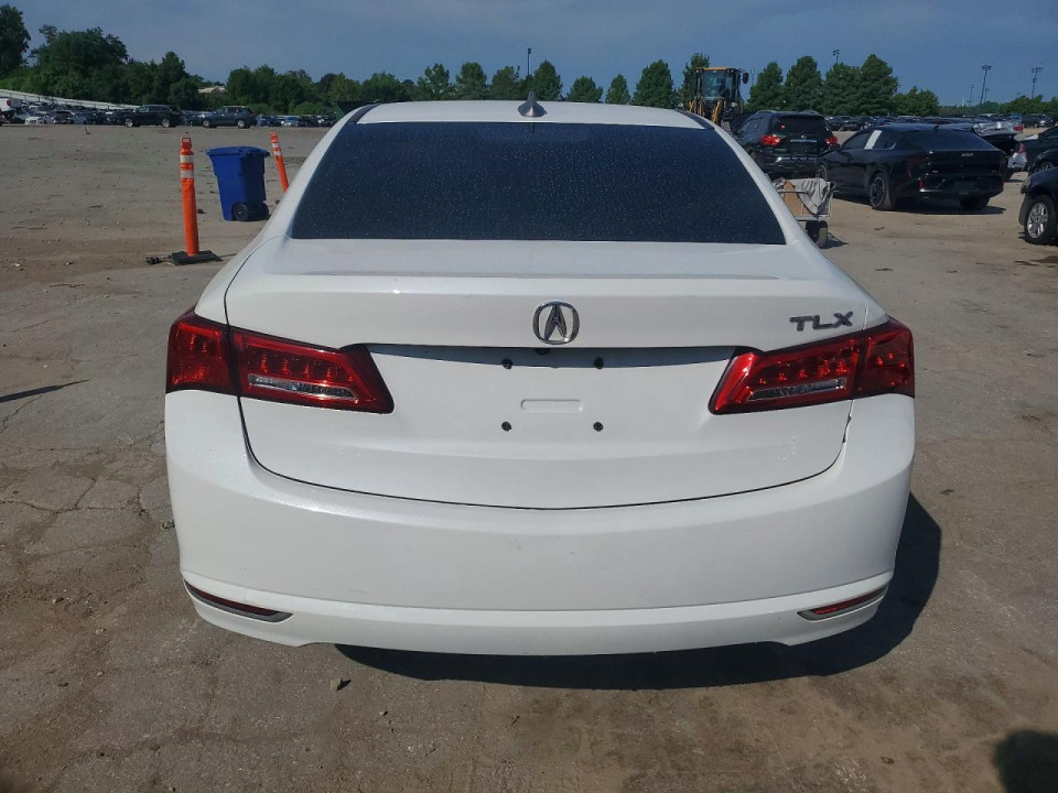 Acura TLX 2018 з аукціону Copart