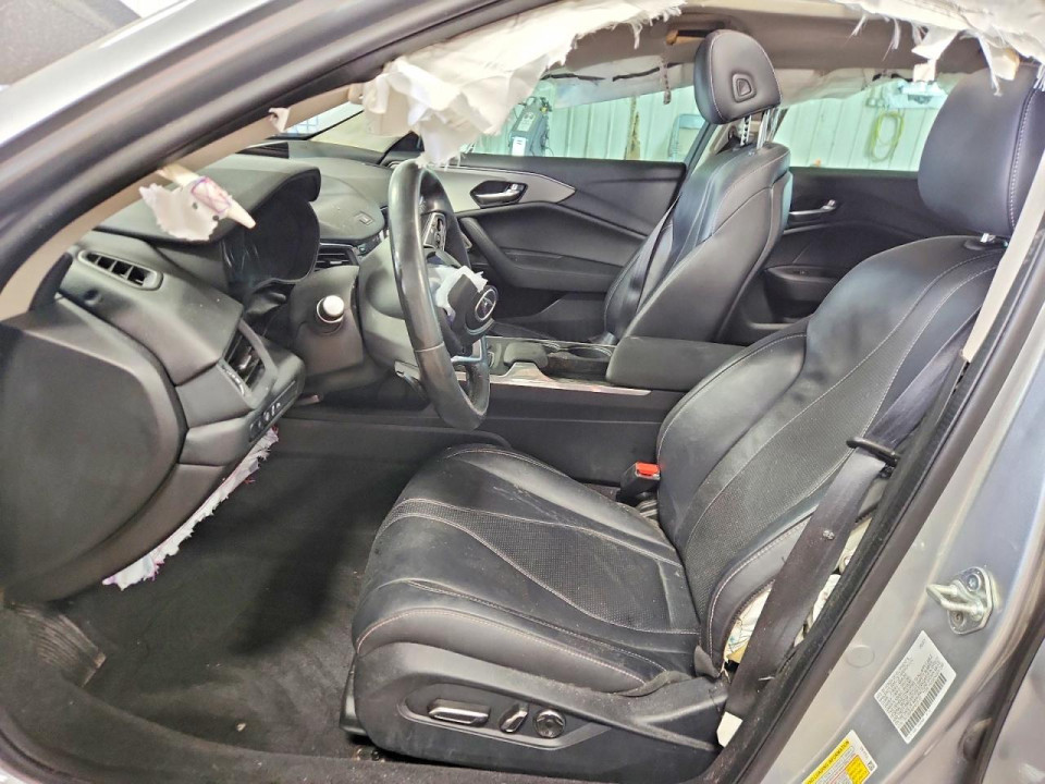 Acura TLX 2023 з аукціону Copart