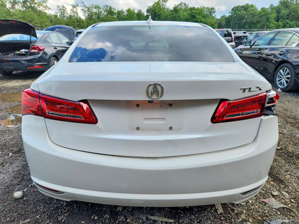 Acura TLX 2019 з аукціону Copart