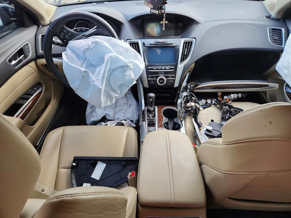 Acura TLX 2019 з аукціону Copart