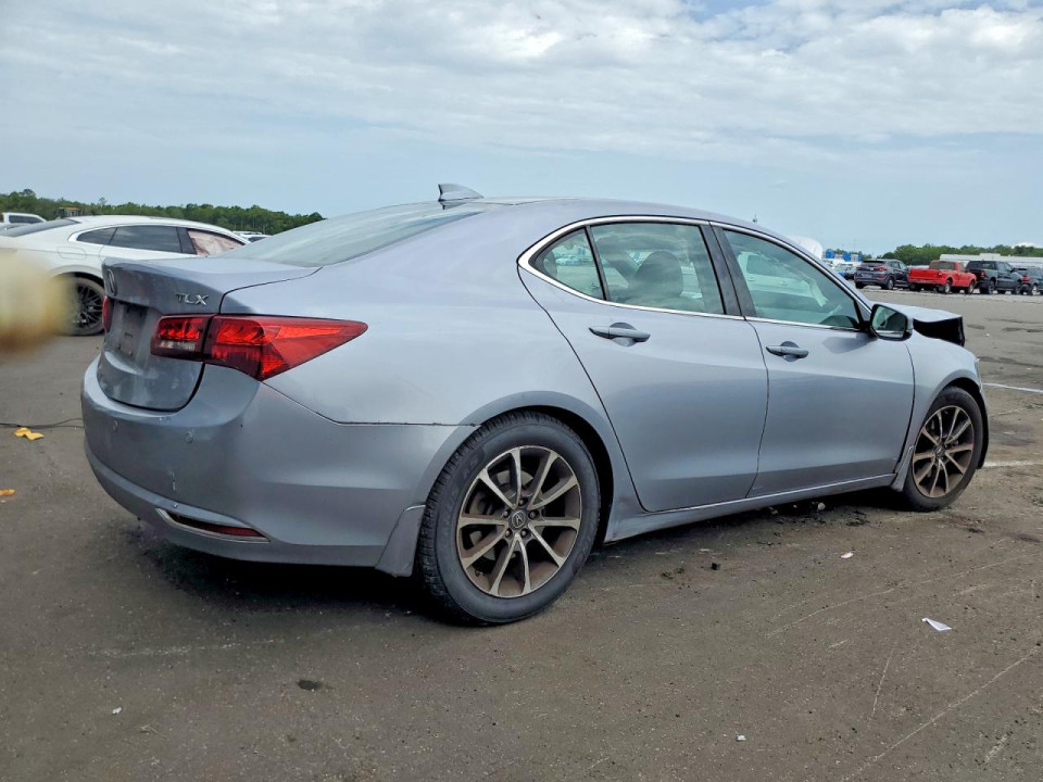 Acura TLX 2015 з аукціону Copart