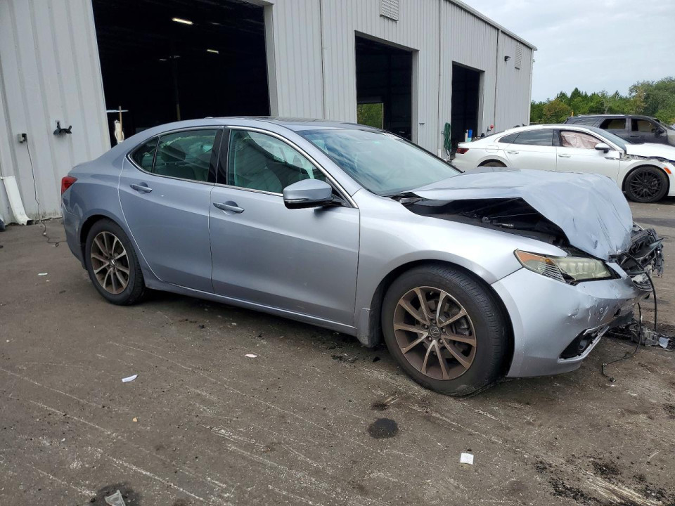 Acura TLX 2015 з аукціону Copart