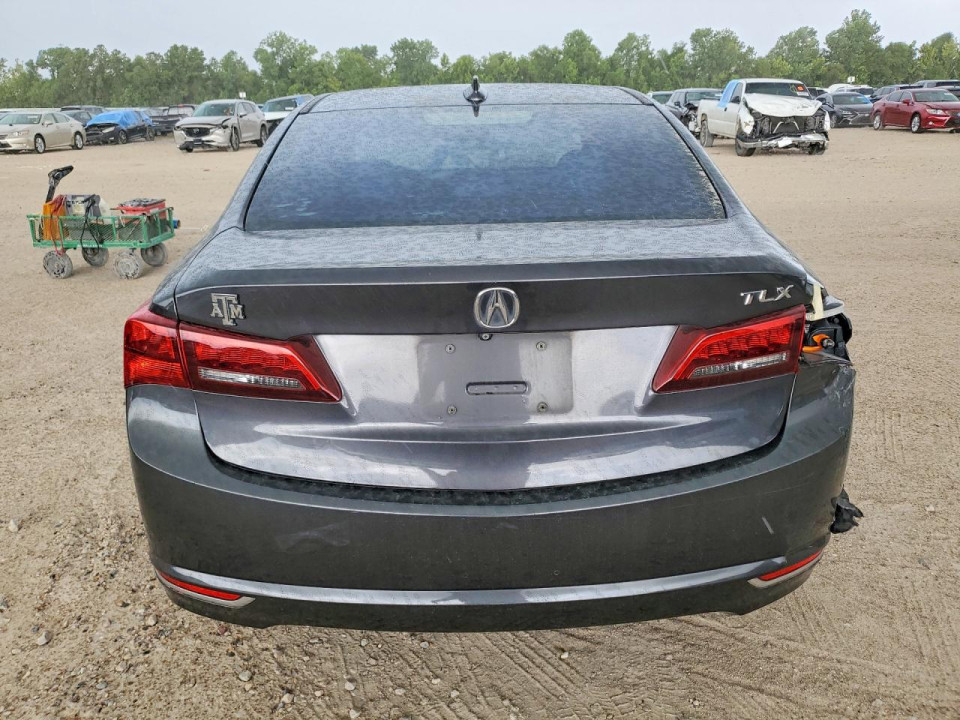 Acura TLX 2015 з аукціону Copart