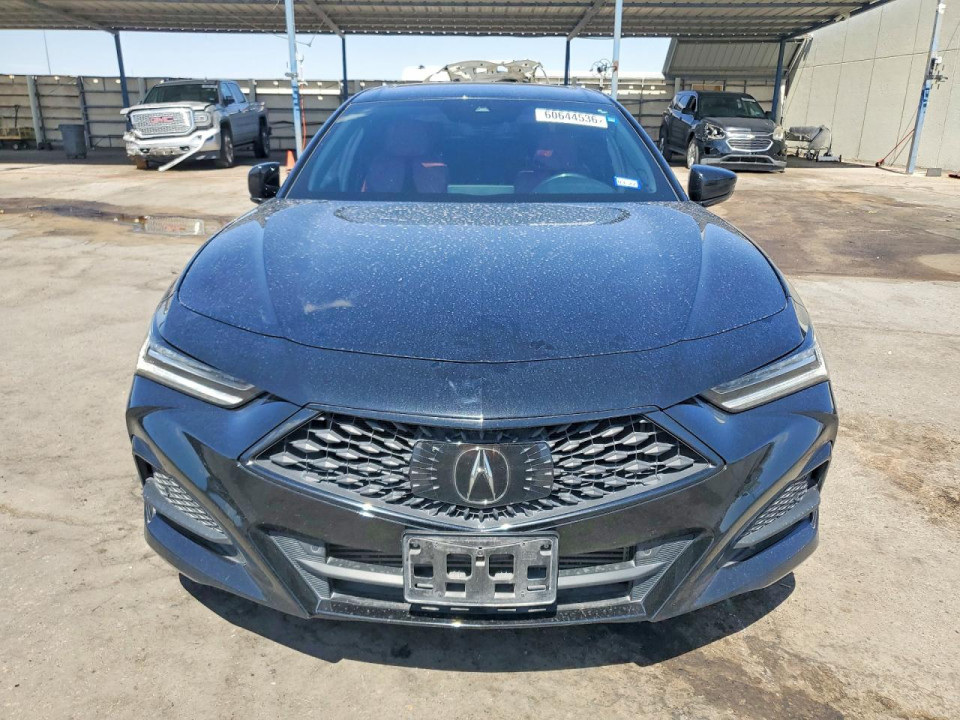 Acura TLX 2023 з аукціону Copart