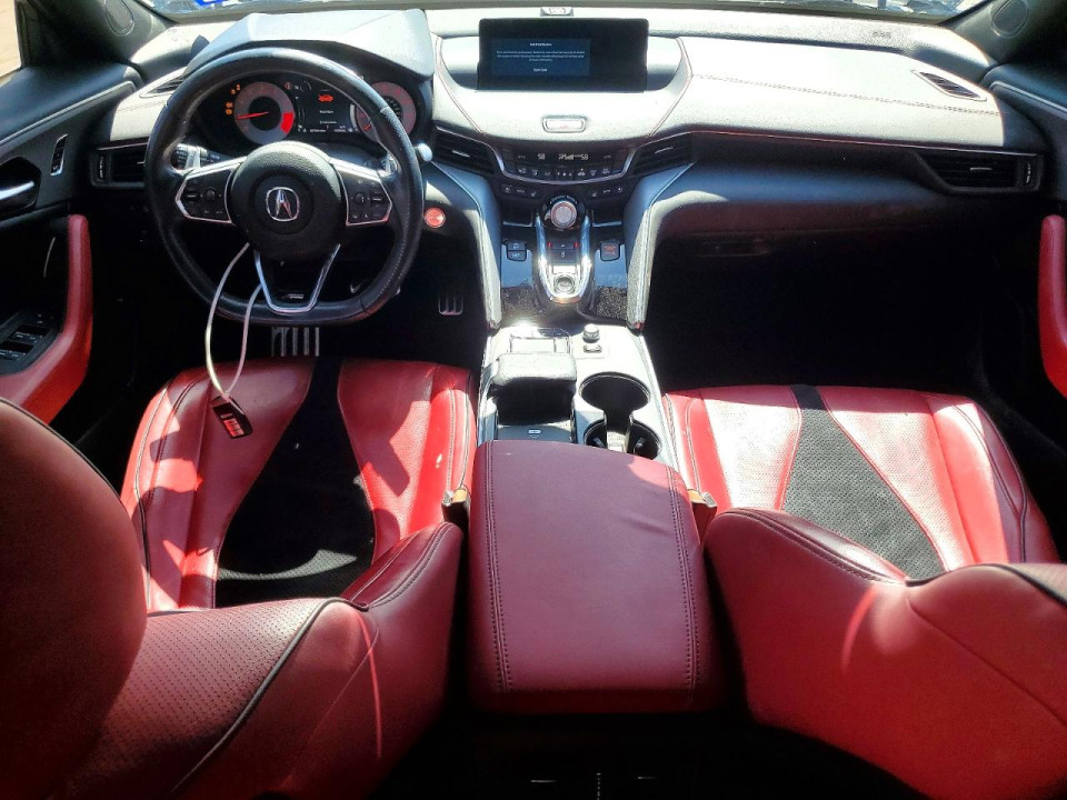 Acura TLX 2023 з аукціону Copart