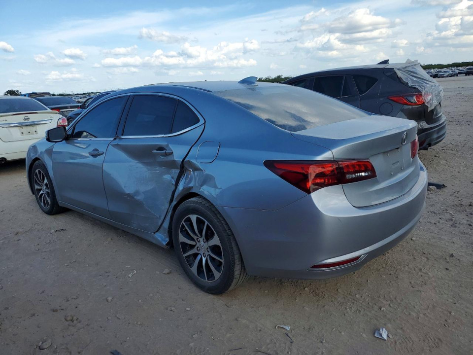 Acura TLX 2017 з аукціону Copart