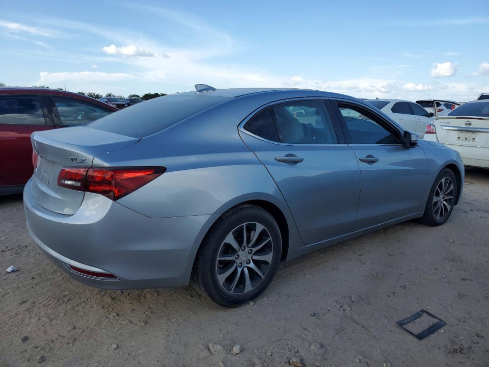 Acura TLX 2017 з аукціону Copart