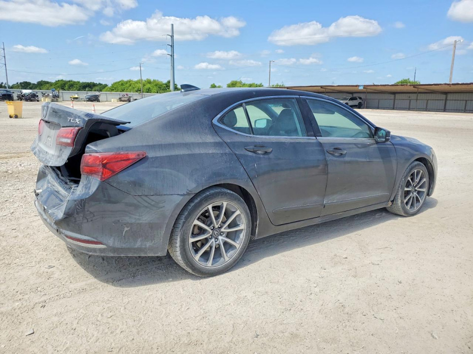 Acura TLX 2015 з аукціону Copart