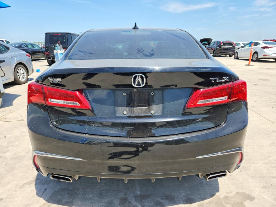 Acura TLX 2019 з аукціону Copart